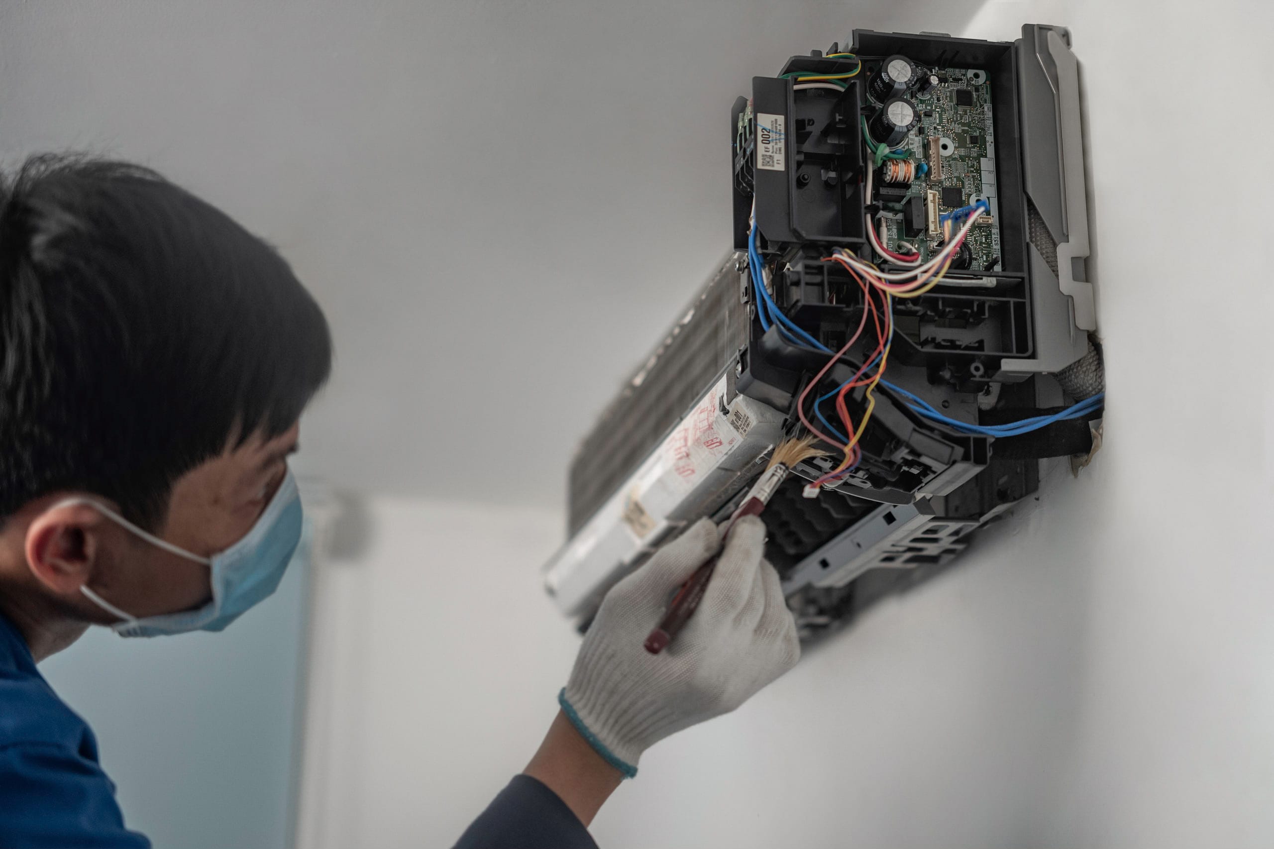 Cách sử dụng dung dịch vệ sinh máy lạnh