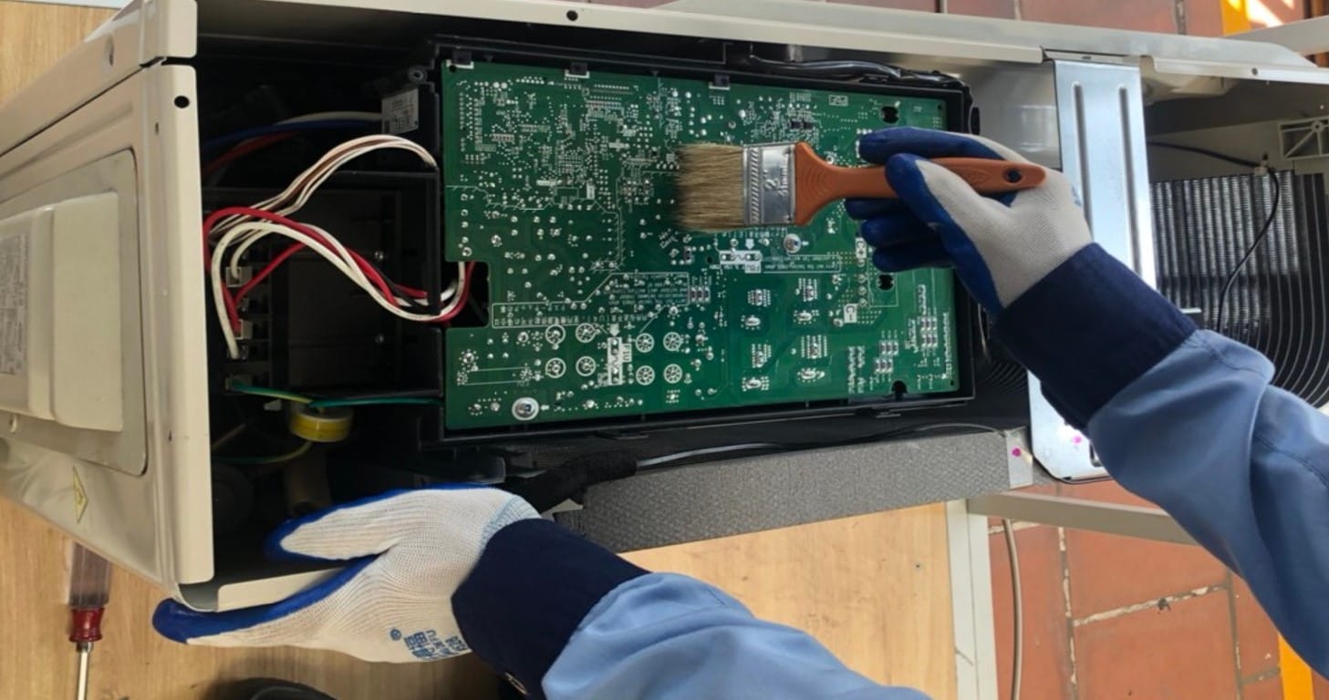 Dịch vụ vệ sinh máy lạnh