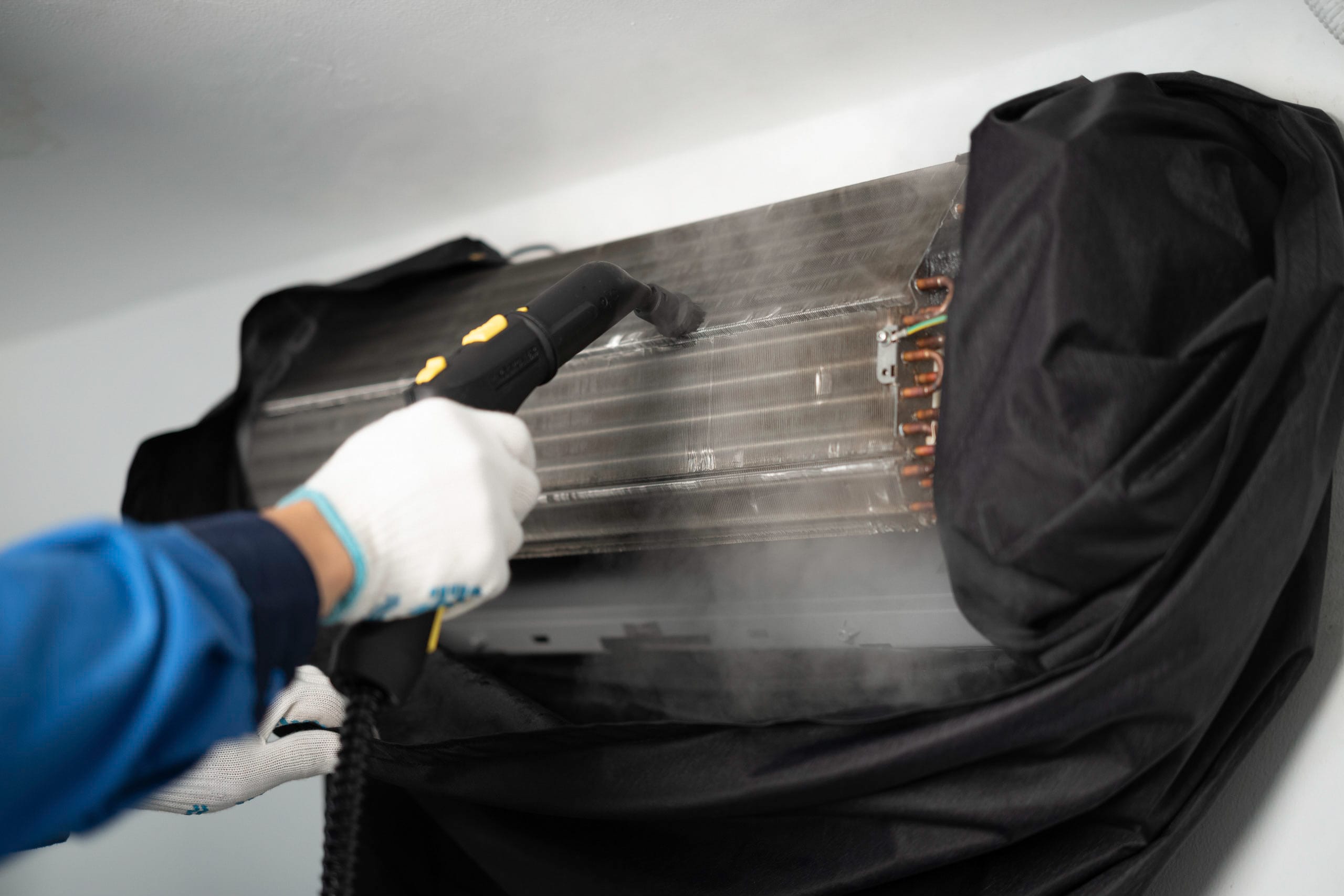 Máy lạnh sạch sẽ giá tốt TPHCM